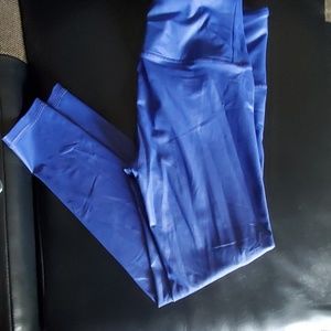 Victoria's Secret High waist shine 7/8 worn once.